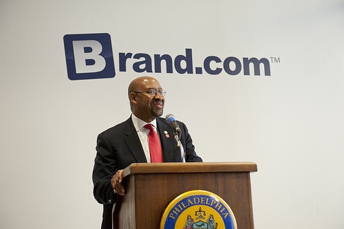Mayor Michael Nutter held a ribbon cutting at Brand.com’s new Washington Square office. Photo by Kait Privitera for the City of Philadelphia.