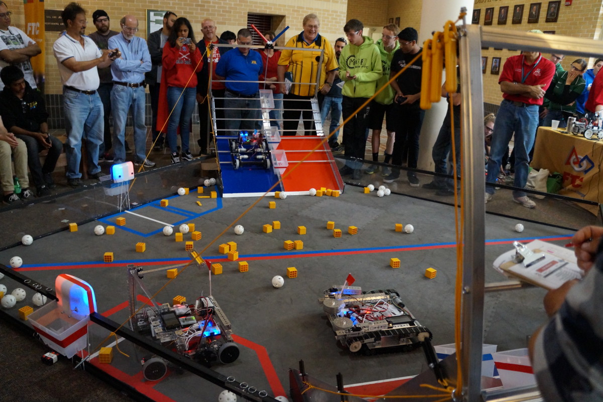 Student at the Duel on the Delaware guide their robots.