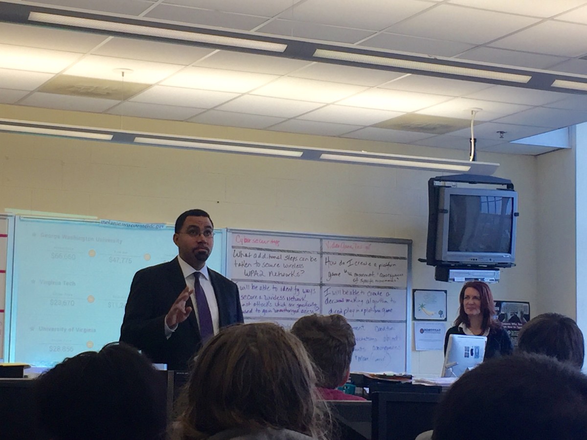 U.S. Department of Education official John King talks to the computer science class at McKinley high school on Wednesday.