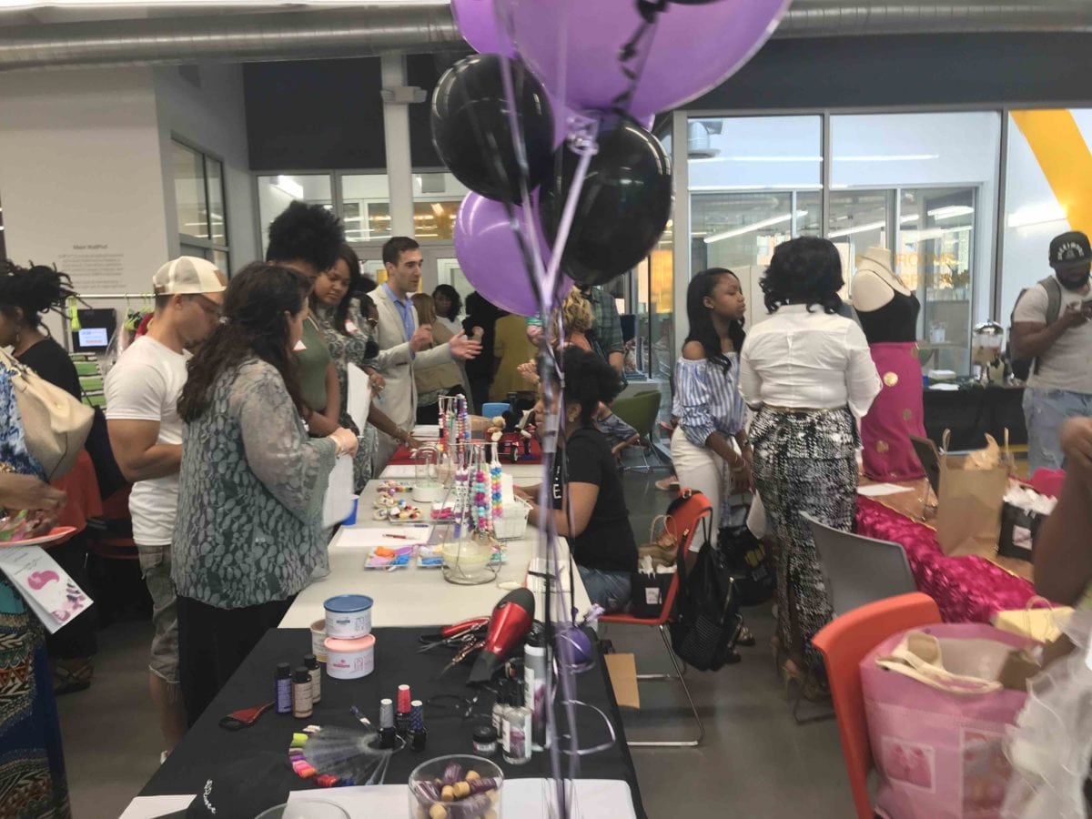 Moms as Entrepreneurs’ first cohort at Open Works closed with an expo in 2018.